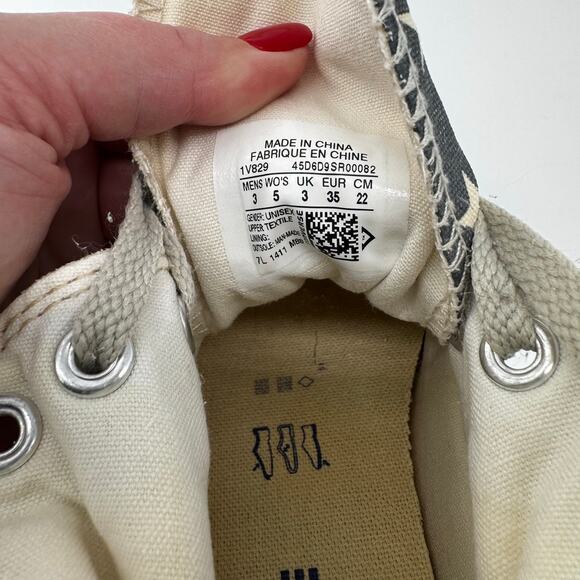 EUC Distressed‎ American Flag Converse Sneakers Women's 5/ Men's 3 Americana - Picture 8 of 10